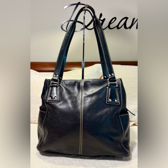 Gently Used Fossil Black Leather Tote Bag - Picture 6 of 10